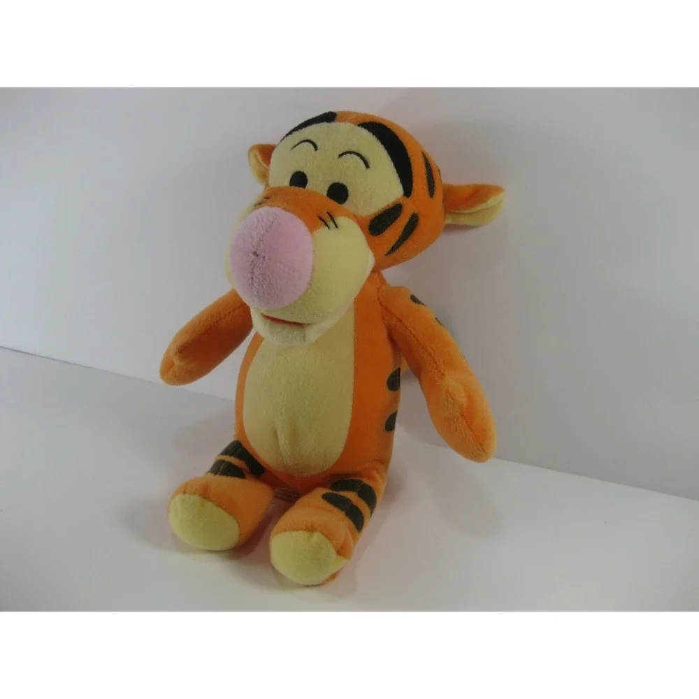 TIGGER DISNEY Young 9